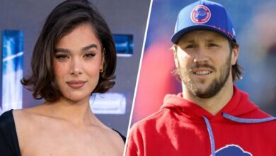 hailee steinfeld josh allen